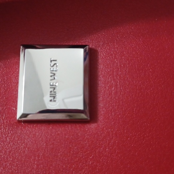 Nine West Handbag - Picture 2 of 9